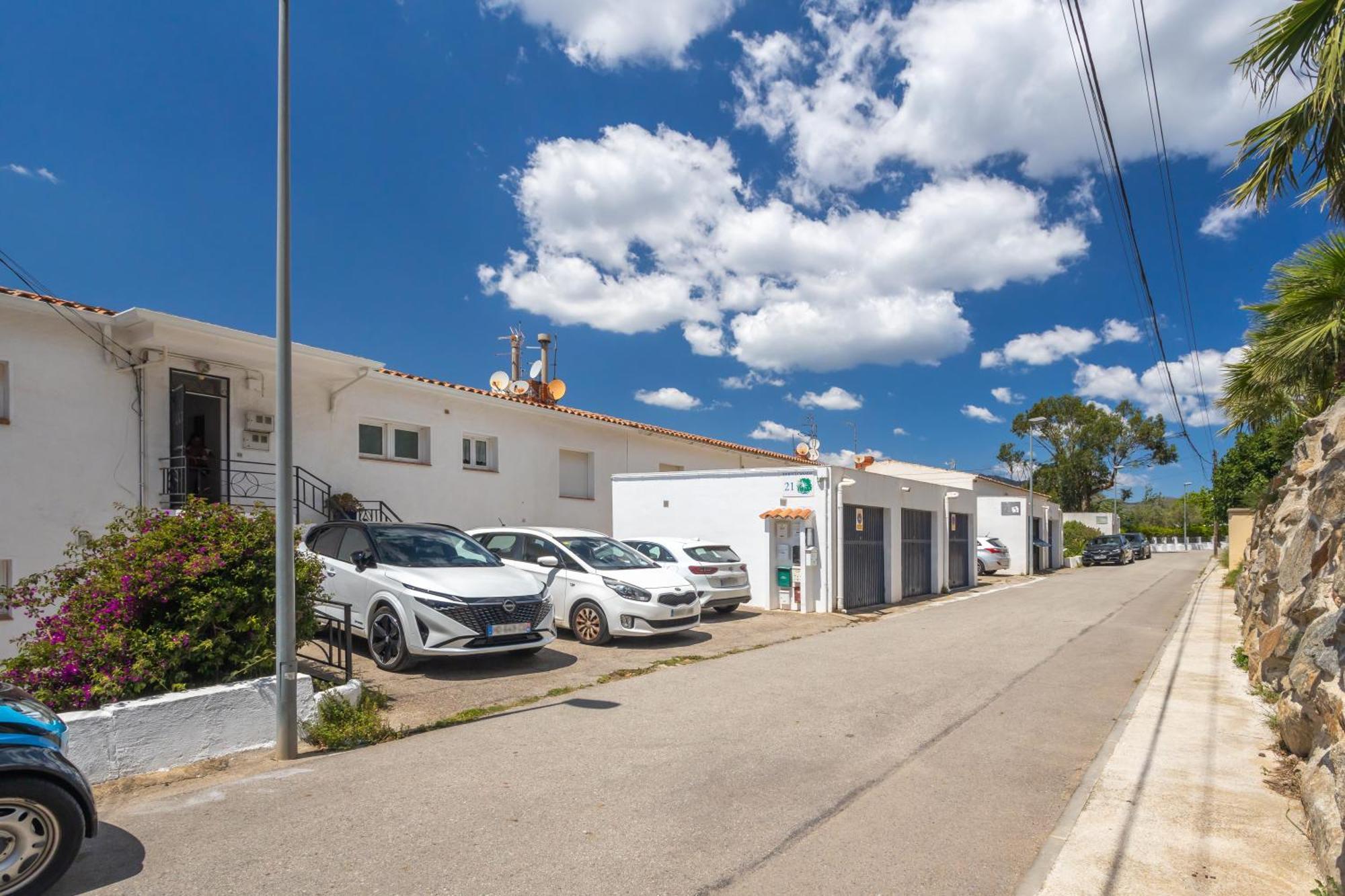 V026 - Cant Dels Ocells Appartement Roses